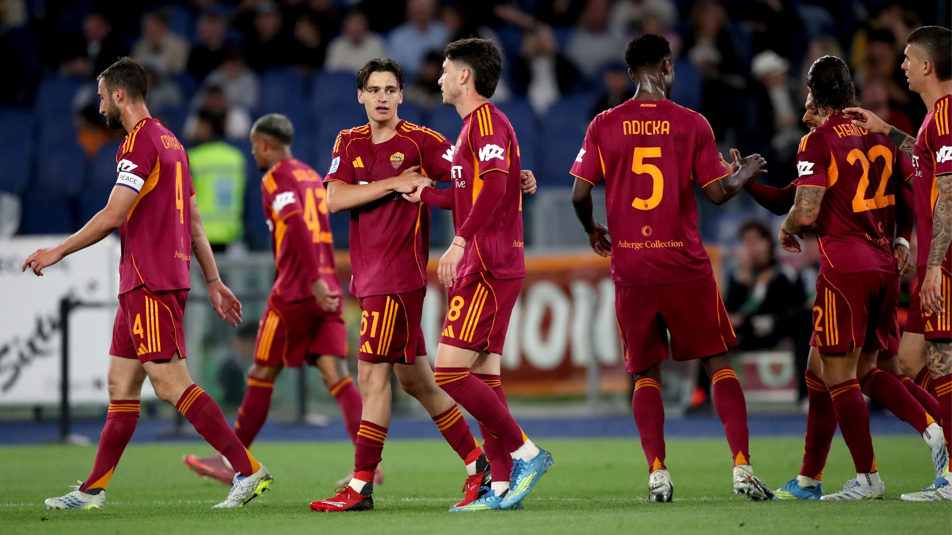 Roma, poker per la Champions: Fiorentina travolta all’Olimpico