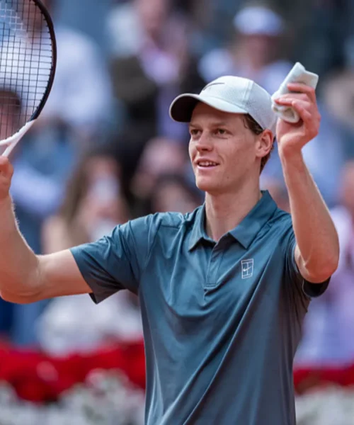 Jannik Sinner in finale anche a Madrid, Arthur Fils ko in due set