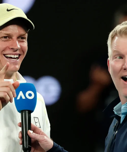 Jannik Sinner: Jim Courier fa ancora discutere sull’Azzurro