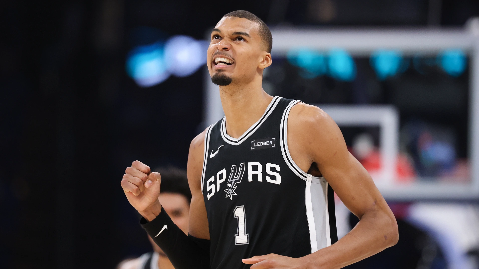 Play-off NBA: Wembanyama mette la firma su gara 7, San Antonio alle Finals