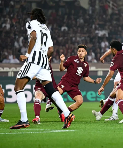 Vlahovic non basta, Juve raggiunta nel derby e sesta in classifica