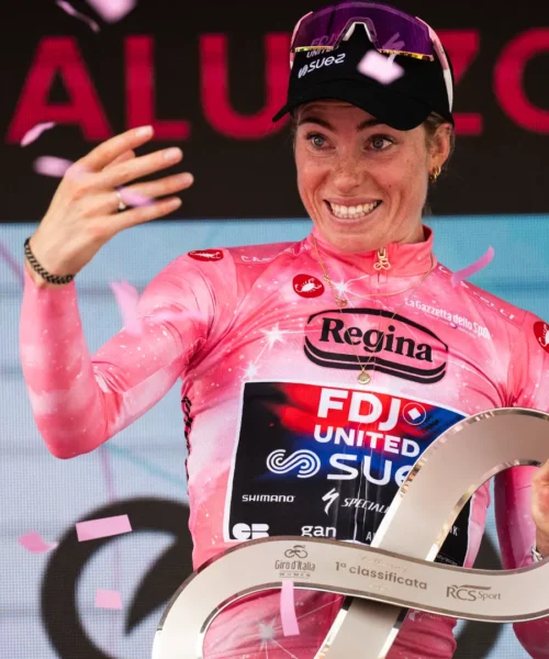 Giro d’Italia Women a Demi Vollering: ribaltone nel rush finale
