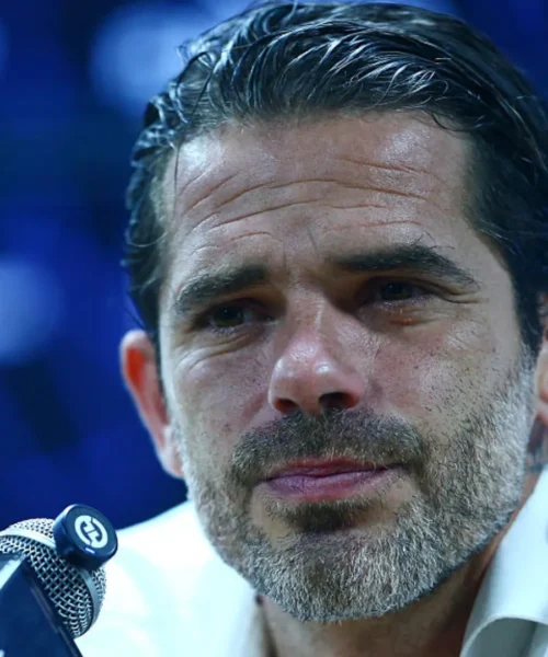 Paura per Fernando Gago, infarto in conferenza stampa per l’ex romanista