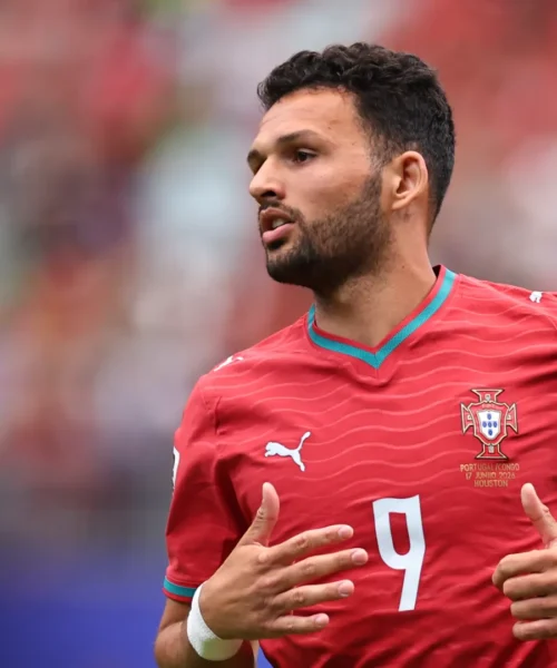 Mercato Milan: chi è Gonçalo Ramos, l’attaccante scelto da Amorim. C’è un’offerta per Gimenez