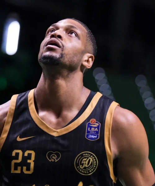 Jeff Brooks via da Trieste, c’è una voce su Sassari