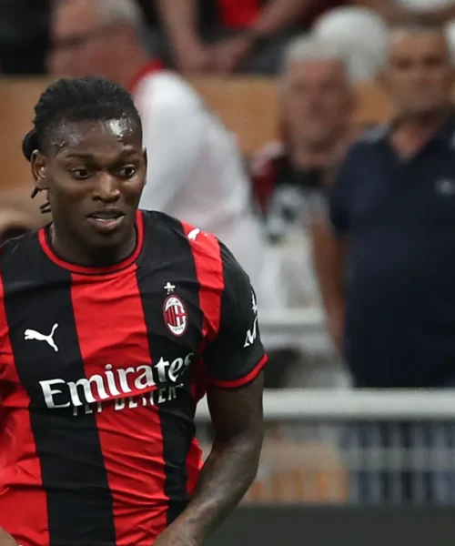 Mercato Milan, parte il nuovo corso: scelto il sostituto di Leao. Cardinale vuole bloccare tre stelle
