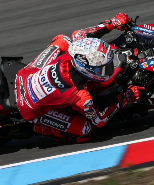 MotoGP Gp Rep.Ceca: sfreccia Ogura, ok Bezzecchi e le Ducati. Jorge Martin costretto al Q1