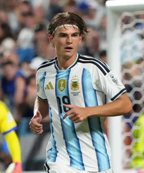 Mercato Inter, niente Nico Paz. Svolta per l’argentino dopo la mossa del Como