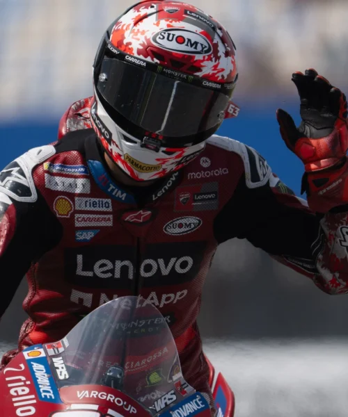 MotoGp, Assen: Pecco Bagnaia costretto al ritiro: cosa è successo al centauro della Ducati