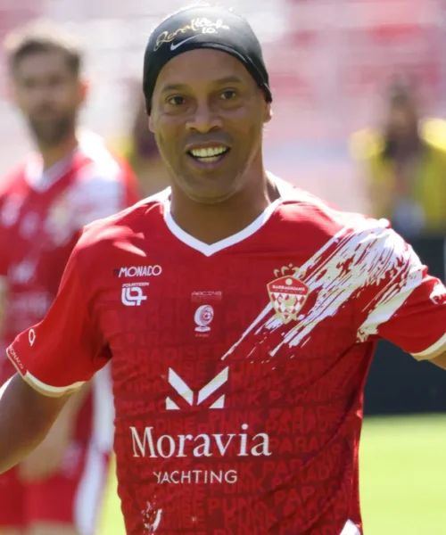 Ronaldinho al Ravenna, anche in campo o solo marketing? Risponde mister Mandorlini