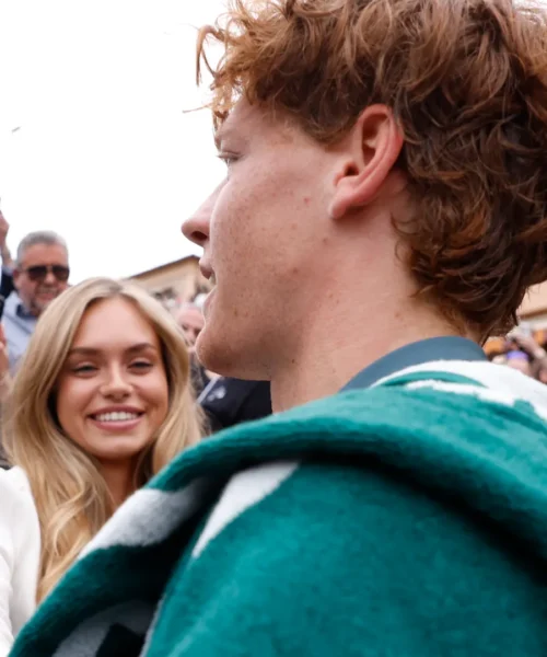 Jannik Sinner e Laila Hasanovic sfrecciano a Monte Carlo: il video diventa virale