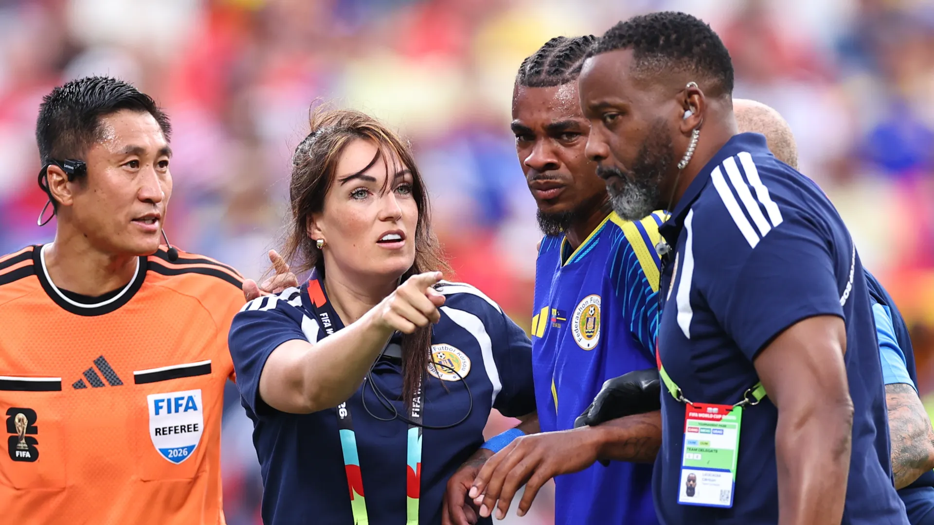 Mondiali 2026: chi è Suzanne Hurrman, la dottoressa di Curaçao che permette ai giocatori di dormire con le compagne