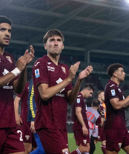 Mercato Torino: il giocatore finisce fuori rosa, granata pronti ad approfittarne