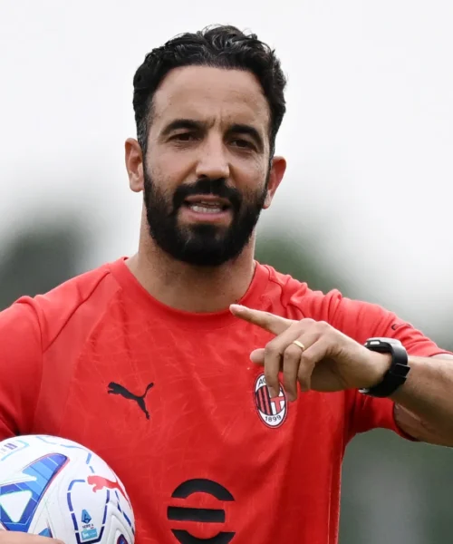 Mercato Milan, Amorim ne taglia altri tre: cessioni imminenti per 45 milioni