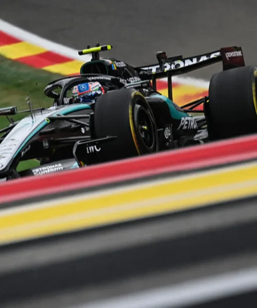 Antonelli reagisce nelle seconde prove libere. Ferrari indietro