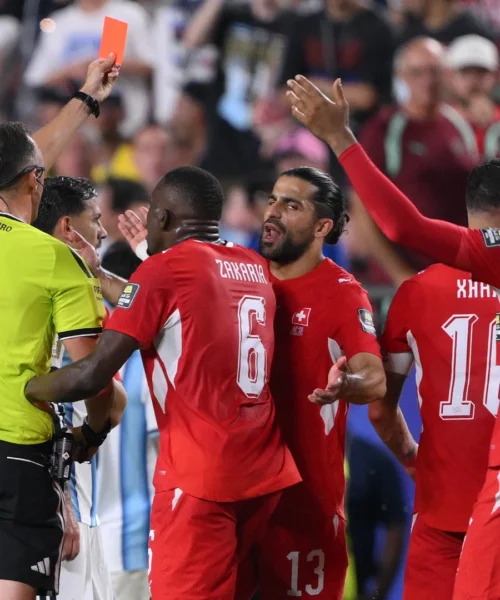 Mondiali 2026, polemica totale per l’espulsione di Breel Embolo: la nuova regola del VAR