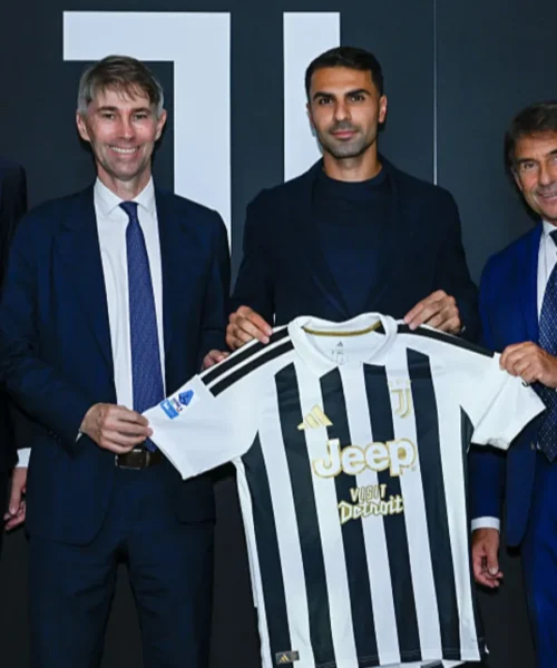 Mercato Juventus, Zeki Celik è bianconero: beffata la Roma