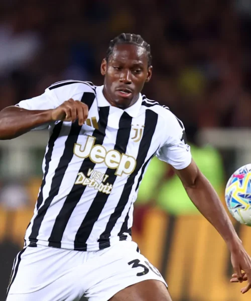 Mercato Juventus, arriverà un terzo attaccante: scaricato anche David