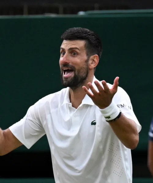 Djokovic: il riferimento a Sinner durante il match non è piaciuto ai tifosi