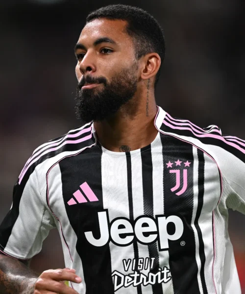 Mercato Juventus: a volte ritornano, ecco il sorprendente destino di Douglas Luiz