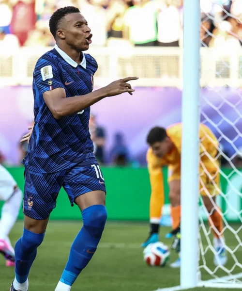 Mondiali 2026, Kylian Mbappé di rigore: Francia ai quarti, Paraguay ko