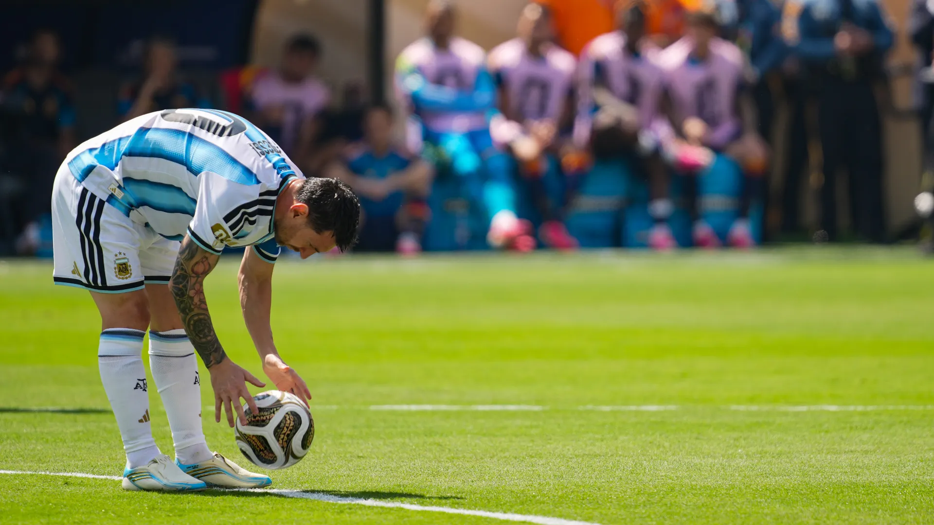 Mondiali 2026, per Spagna-Argentina inizio teso: quando Lionel Messi ha toccato la prima palla