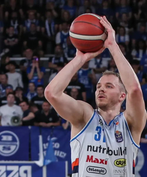 Niente Olisevicius, Reyer a caccia del settimo straniero: l’identikit