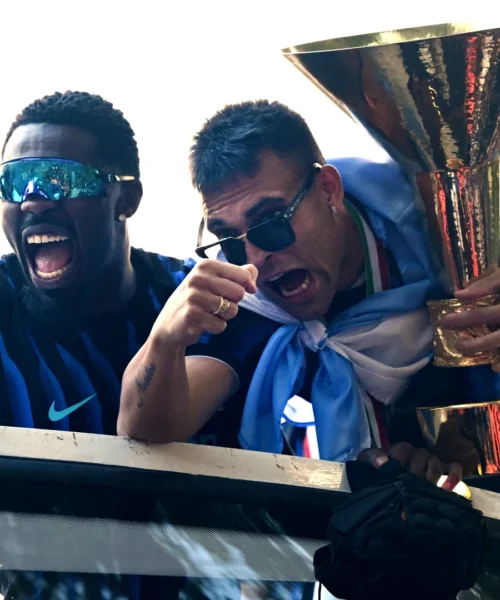 Striscione anti Milan, sanzioni per Marcus Thuram e per l’Inter