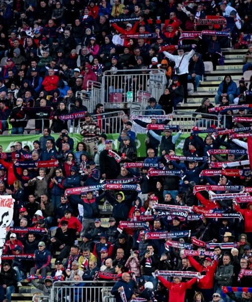 Cagliari, i tifosi vogliono un grande ritorno: il web si mobilita