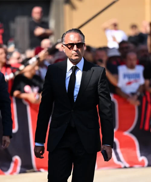 Funerale Baresi, i fischi ai dirigenti dividono i tifosi del Milan