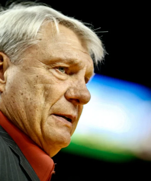 Addio a Don Nelson, è morto il mitico coach NBA: il mondo del basket è in lutto