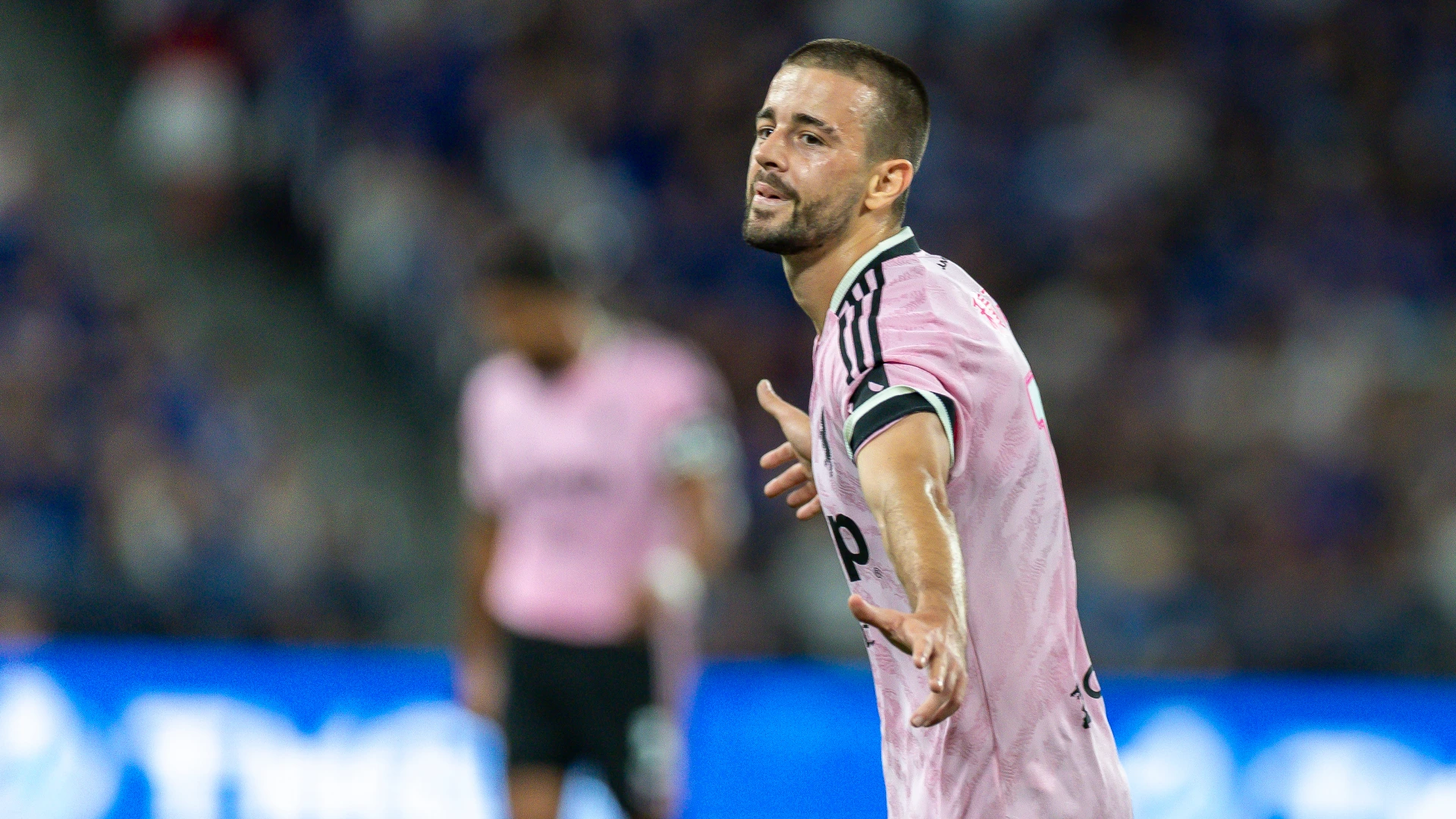 Juventus batte Chelsea in amichevole: a Hong Kong decide Zhegrova