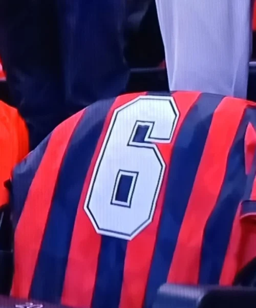 Milan, commovente omaggio a Franco Baresi per l’esordio stagionale a San Siro