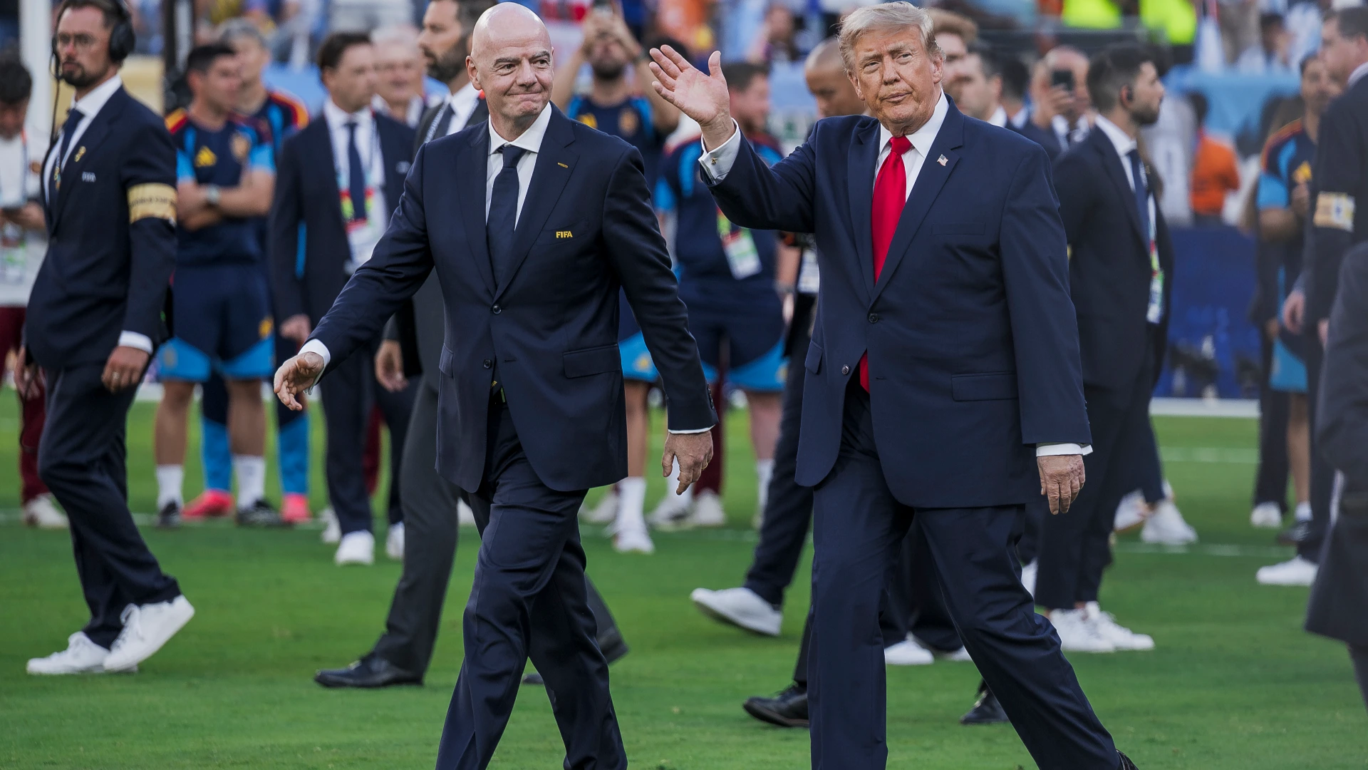 Bufera FIFA, Gianni Infantino le prova tutte e si gioca la carta Donald Trump
