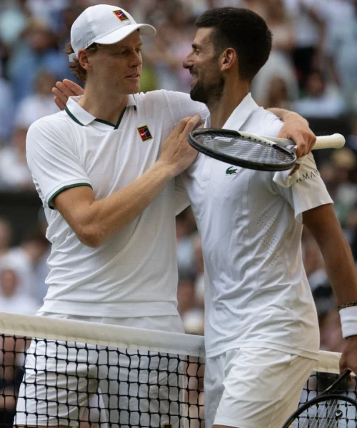 Novak Djokovic fa discutere con l’ultima proposta: i tifosi di Jannik Sinner prendono posizione