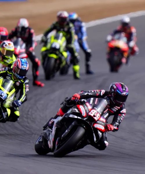 MotoGP sprint Silverstone: trionfa Martin, Bezzecchi terzo. Male le Ducati e Marc Marquez