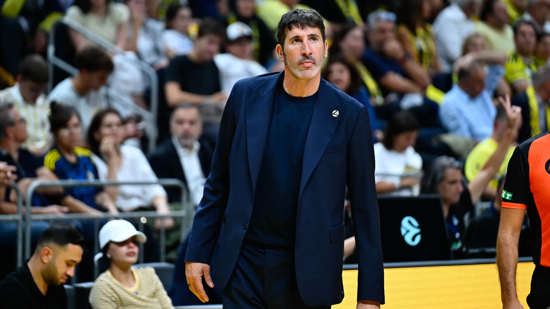Virtus Bologna ko al debutto, Alex Mumbrù ha visto due partite