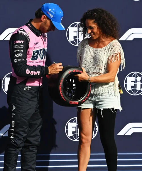 F1 GP Monza: l’applauditissima Federica Brignone premia Pierre Gasly