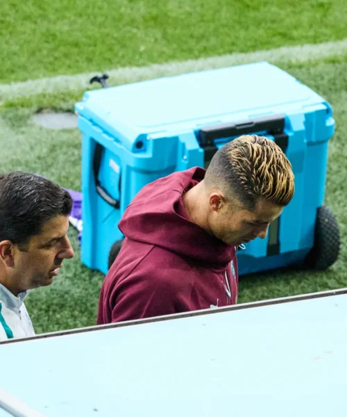 Cristiano Ronaldo, ma cosa fai? Lascia l’allenamento e se ne va