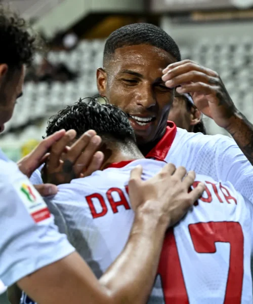 Coppa Italia: colpaccio Cremonese a Parma, il Monza elimina il Torino con intervento VAR