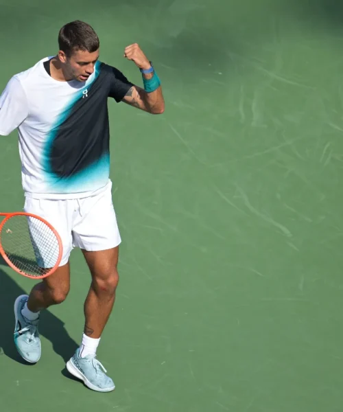 Flavio Cobolli vendica Musetti e Bellucci agli US Open: è al terzo turno