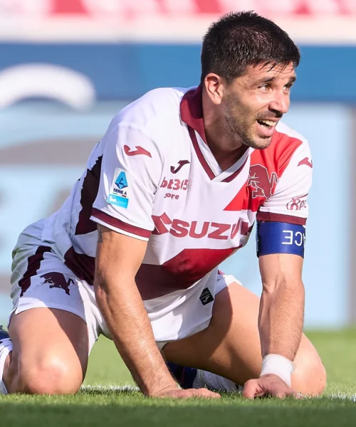 https://www.sportal.it/wp-content/uploads/2026/09/giovanni_simeone-500x600.webp Mercato Torino: Simeone schietto sul suo futuro e sul Napoli