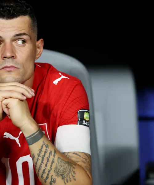 Covid-19, Granit Xhaka ammette: “Mi sono procurato un certificato falso”. Non va in nazionale