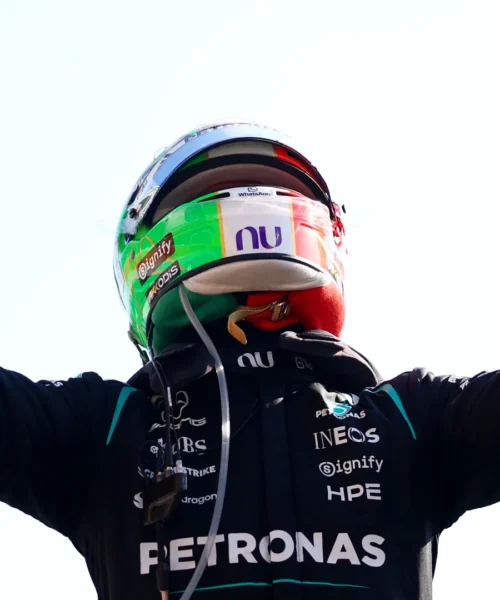 F1, Kimi Antonelli trionfa e si consacra a Monza: storica rimonta. Hamilton sesto, disastro Leclerc