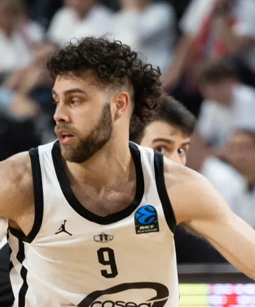 Varese, McDowell-White costretto a fermarsi per infortunio: le sue condizioni