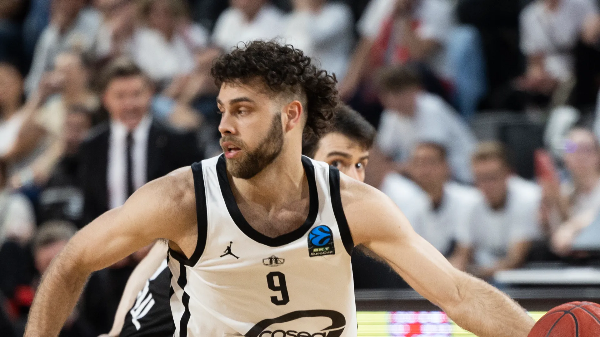 Varese, McDowell-White costretto a fermarsi per infortunio: le sue condizioni