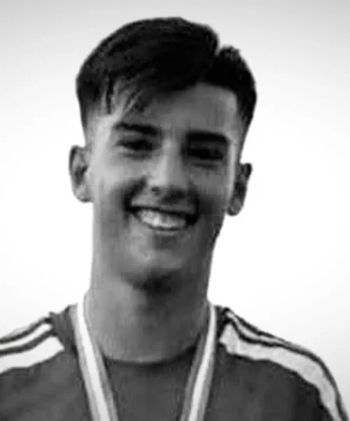 Tragedia a Bari, morto calciatore di 17 anni