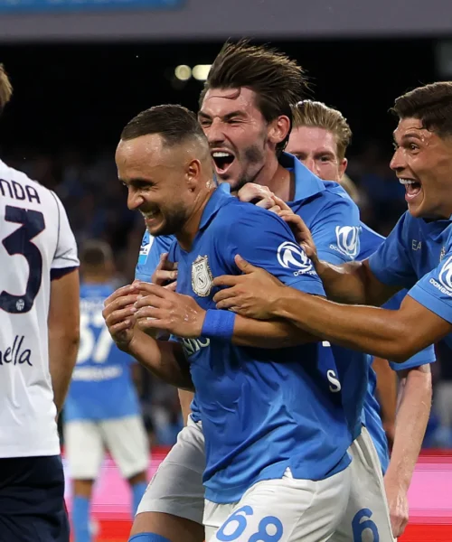 Favasuli spacca la partita, il Napoli stende il Bologna
