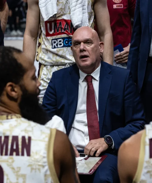 Venezia, tensione Spahija-Brugnaro durante la partita. Le parole del coach