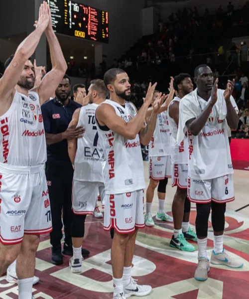 Olimpia, pazza finale di Supercoppa. Poeta: “Così non arrivo alla fine”